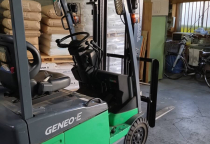 Cho Thuê Xe Nâng Hàng Tại TP. HCM Giá Rẻ, Hậu Đãi Tốt Số 1 Cho Thuê Xe Nâng Hàng Tại TP. HCM Giá Rẻ, Hậu Đãi Tốt Số 1