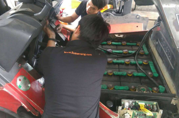 Dịch vụ sửa chữa xe nâng hàng tại Đức Hòa Long An – Chuyên nghiệp và uy tín