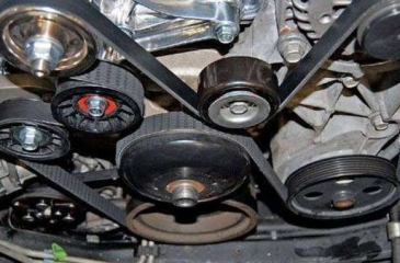 Cách thay dây curoa ô tô bảo đảm an toàn 2021