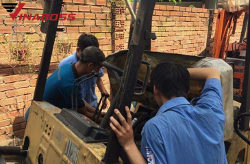 Sửa xe nâng giảm giá 10% tại Quận Gò Vấp TP.HCM